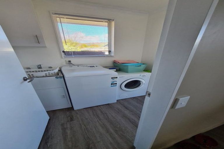 Photo of property in 2/34 Montgomery Street, Stokes Valley, Lower Hutt, 5019