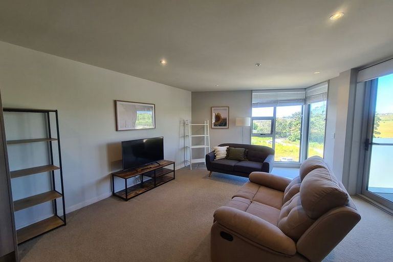 Photo of property in 604/27 Don Mckinnon Drive, Albany, Auckland, 0632