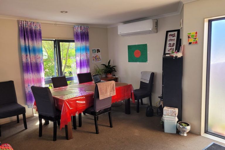 Photo of property in 4c Kelkirk Street, Kelston, Auckland, 0602