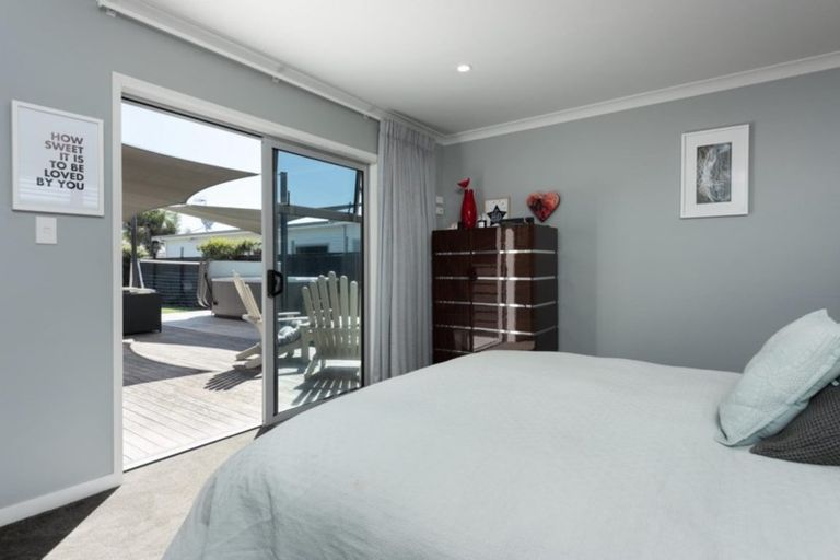 Photo of property in 134 Oriental Parade, Papamoa Beach, Papamoa, 3118