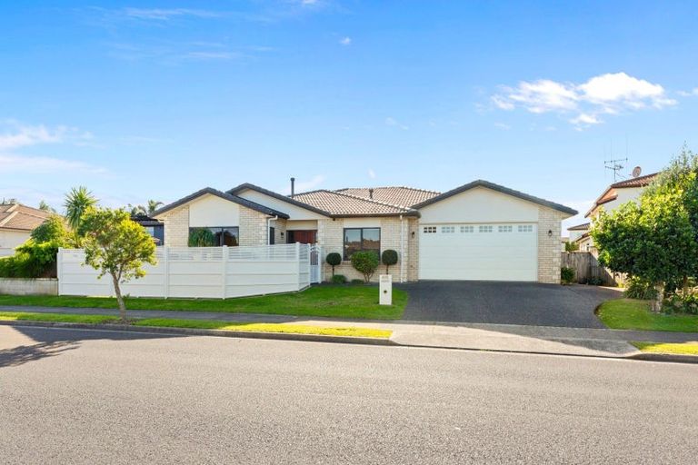 Photo of property in 123 Oriental Parade, Papamoa Beach, Papamoa, 3118