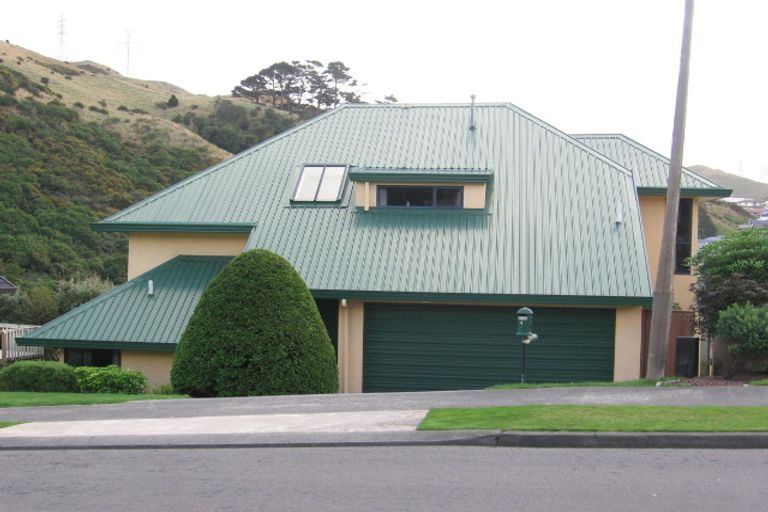 Photo of property in 4 Myers Grove, Churton Park, Wellington, 6037
