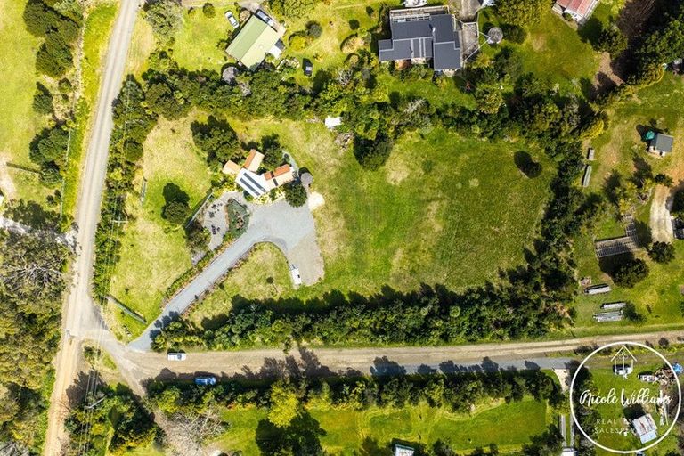 Photo of property in 39 Ngatoto Road, Tinopai, Matakohe, 0593