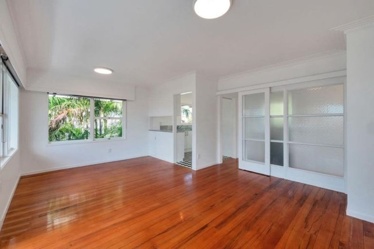 Photo of property in 1/17 Lake View Road, Takapuna, Auckland, 0622