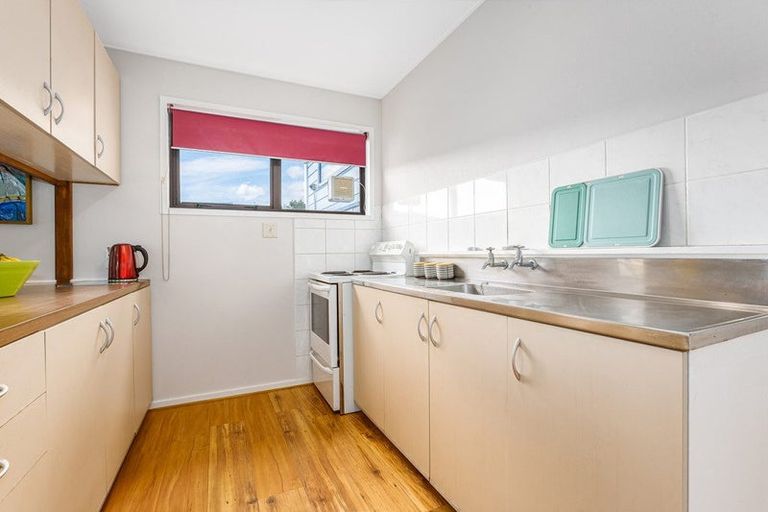 Photo of property in 226 Dowse Drive, Maungaraki, Lower Hutt, 5010