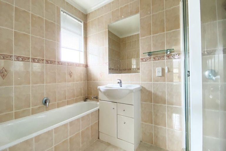 Photo of property in 555 Chapel Road, East Tamaki, Auckland, 2016