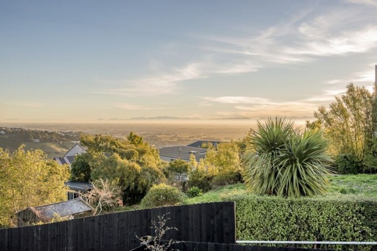 Photo of property in 126 Dyers Pass Road, Cashmere, Christchurch, 8022