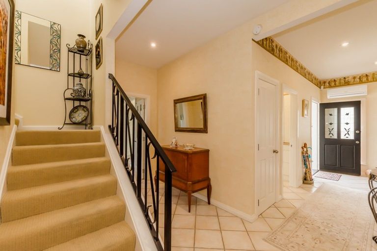 Photo of property in 30 Newry Road, Raumati Beach, Paraparaumu, 5032