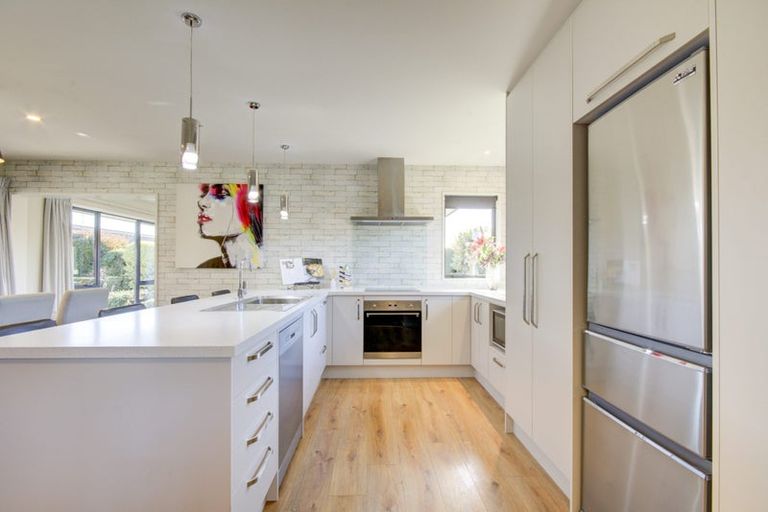 Photo of property in 10 Catchpole Place, Woodend, 7610