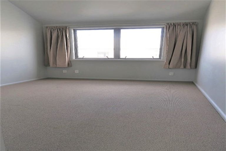Photo of property in 9b Lambley Road, Titahi Bay, Porirua, 5022