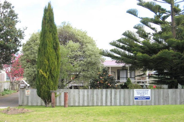 Photo of property in 105 Exeter Road, Whangamata, 3620