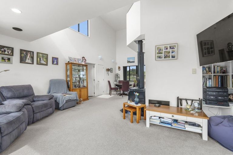 Photo of property in 15 Townsend Road, Paraite, New Plymouth, 4373