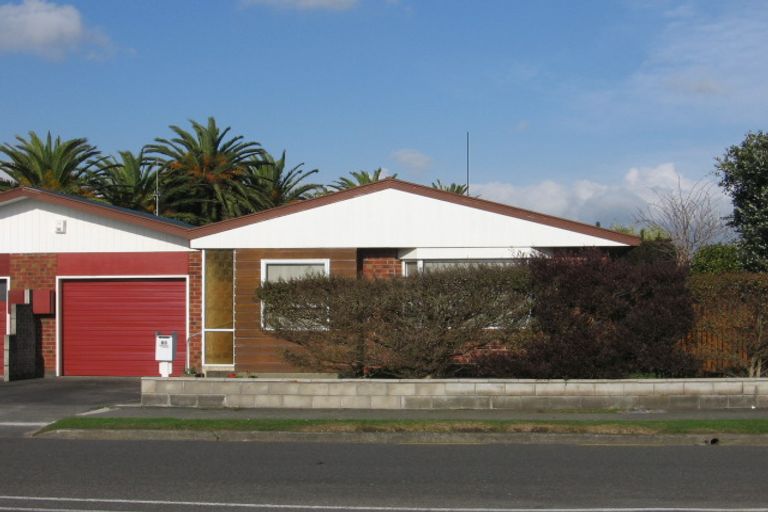 Photo of property in 66 College Street, Awapuni, Palmerston North, 4412
