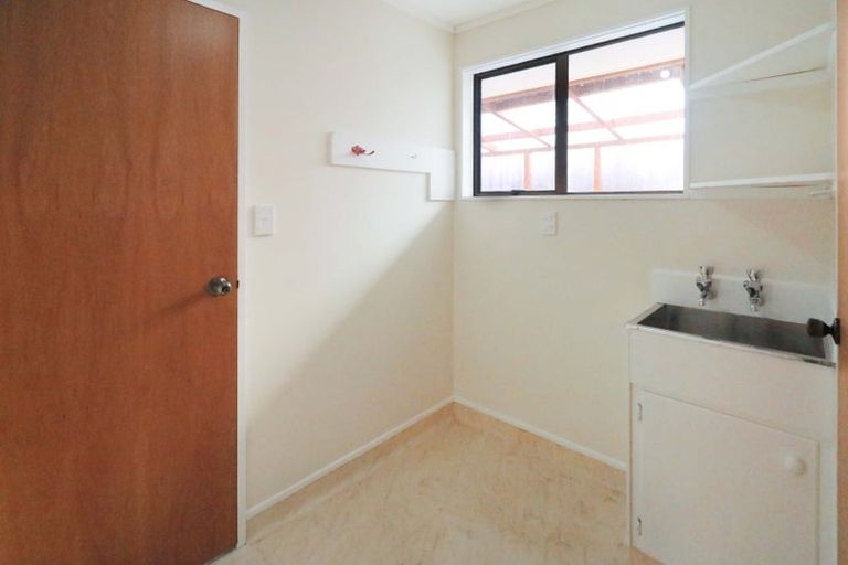 Photo of property in 3/41 Athlone Crescent, Avalon, Lower Hutt, 5011