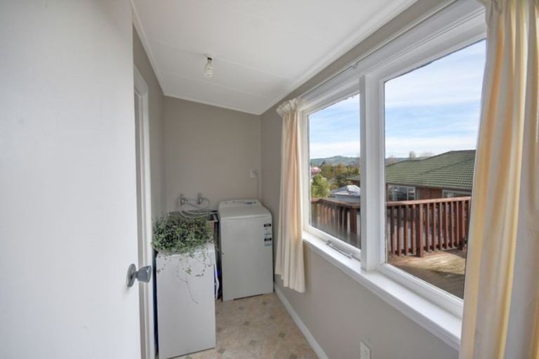 Photo of property in 10 Chatham Street, Waihola, Milton, 9073