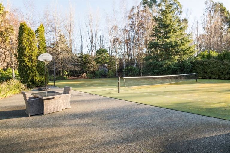 Photo of property in 191 Staces Road, Aokautere, Palmerston North, 4471