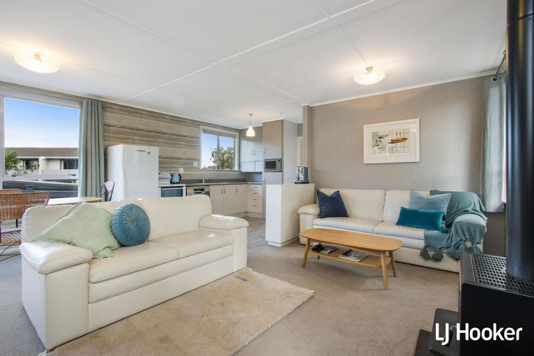 Photo of property in 104 Dillon Street, Waihi Beach, 3611
