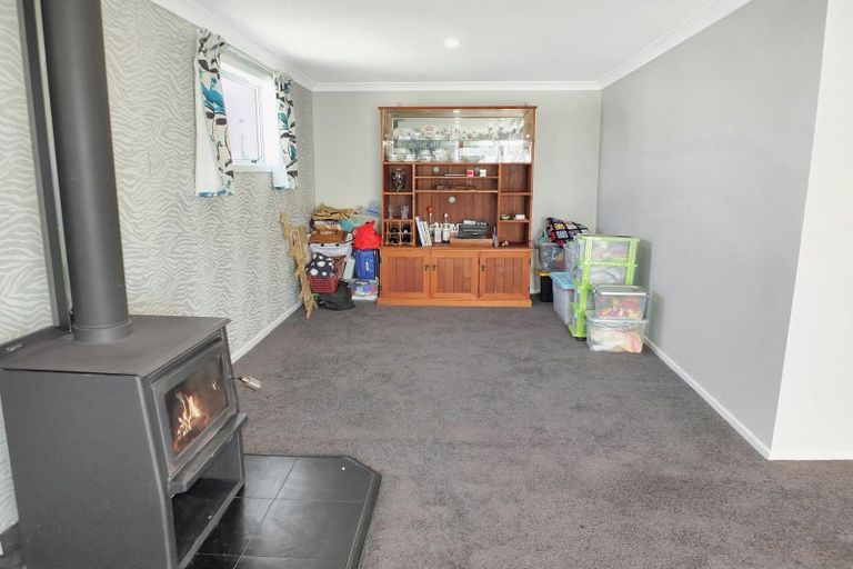 Photo of property in 8a Holben Parade, Foxton Beach, Foxton, 4815