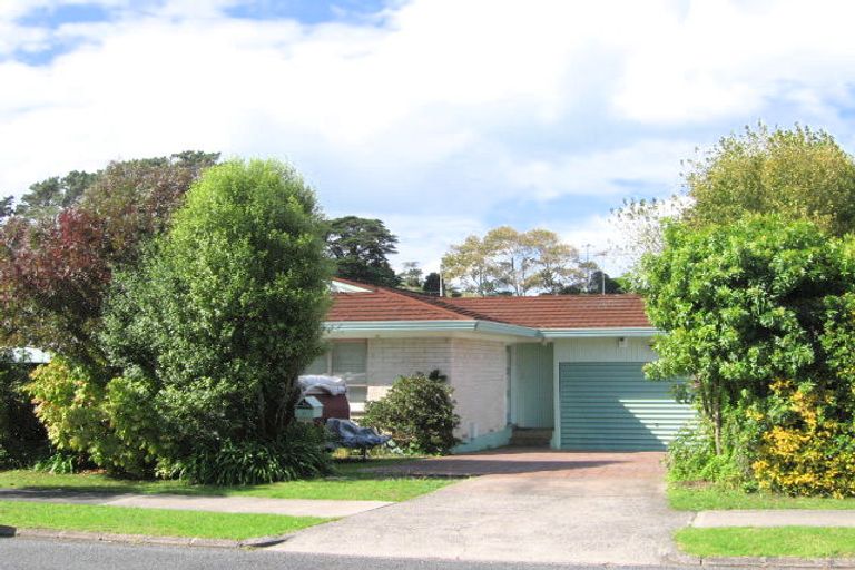 Photo of property in 20 Imogene Way, Half Moon Bay, Auckland, 2012