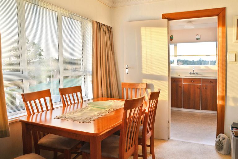 Photo of property in 2 Rothery Road, Hillpark, Auckland, 2102