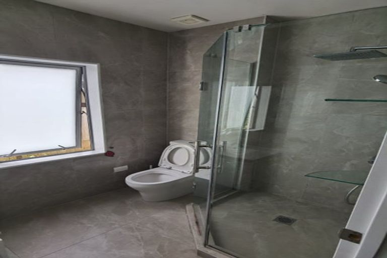 Photo of property in 194 Bleakhouse Road, Mellons Bay, Auckland, 2014