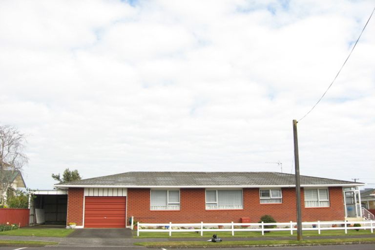 Photo of property in 4 Norman Street, Lower Vogeltown, New Plymouth, 4310
