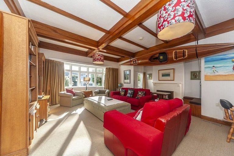 Photo of property in 19 Overtoun Terrace, Hataitai, Wellington, 6021