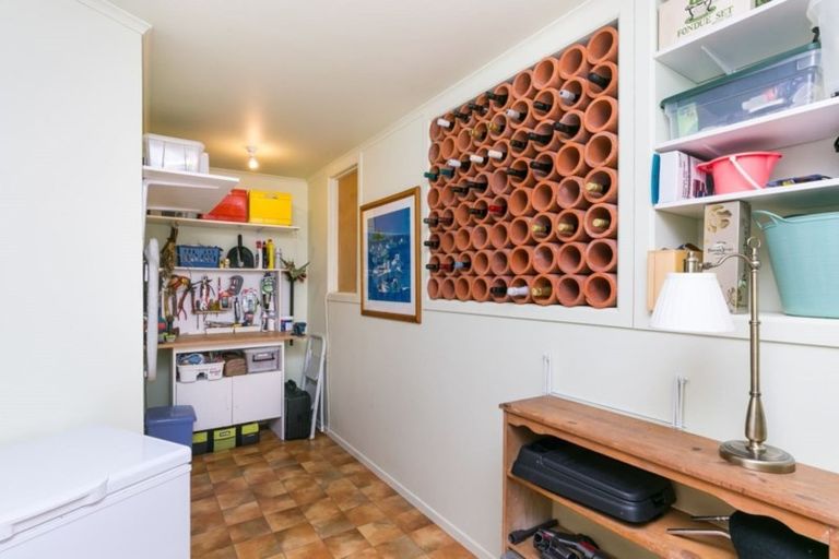 Photo of property in 12 Highbury Road, Highbury, Wellington, 6012