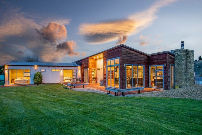 Photo of property in 80 Waikerikeri Vly Road, Springvale, Alexandra, 9391