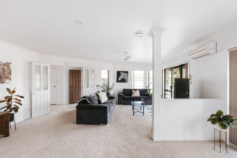 Photo of property in 160 Pacific View Road, Papamoa Beach, Papamoa, 3118