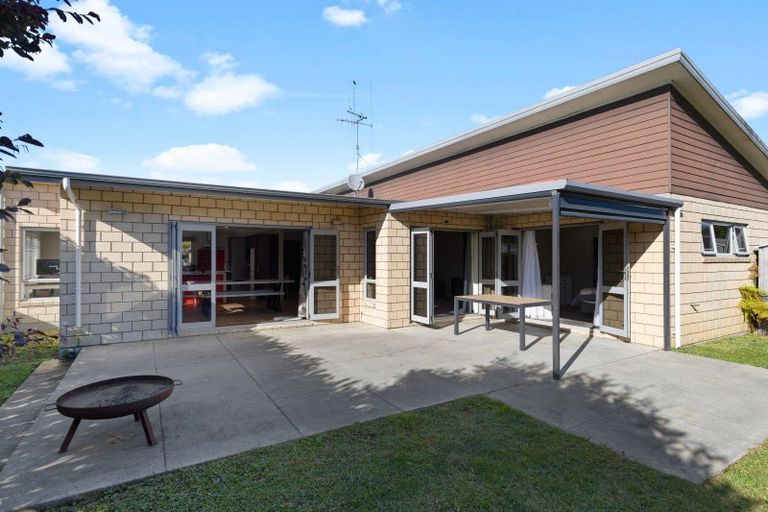 Photo of property in 18 Milbrook Place, Chartwell, Hamilton, 3210