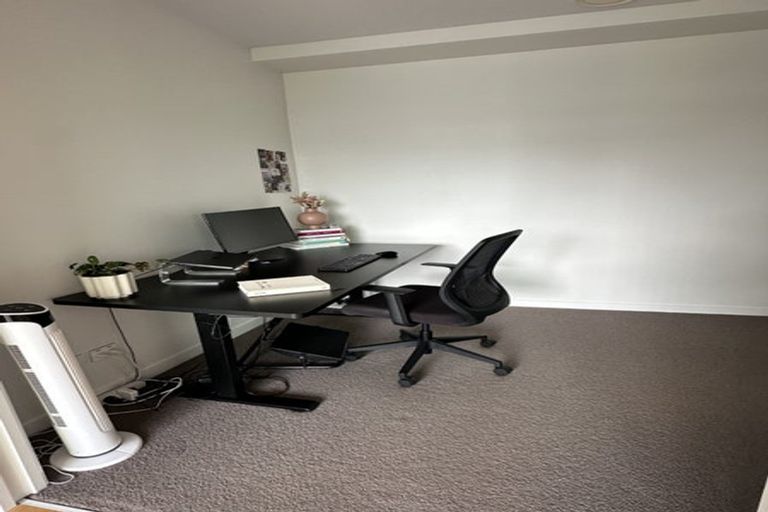 Photo of property in Frank Sargeson Apts, 202/74 Anzac Street, Takapuna, Auckland, 0622