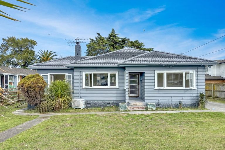 Photo of property in 8 Hill Road, Papatoetoe, Auckland, 2025