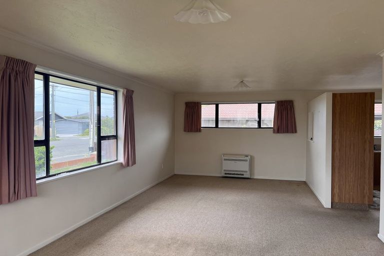 Photo of property in 1/21 Wilson Street, Islington, Christchurch, 8042