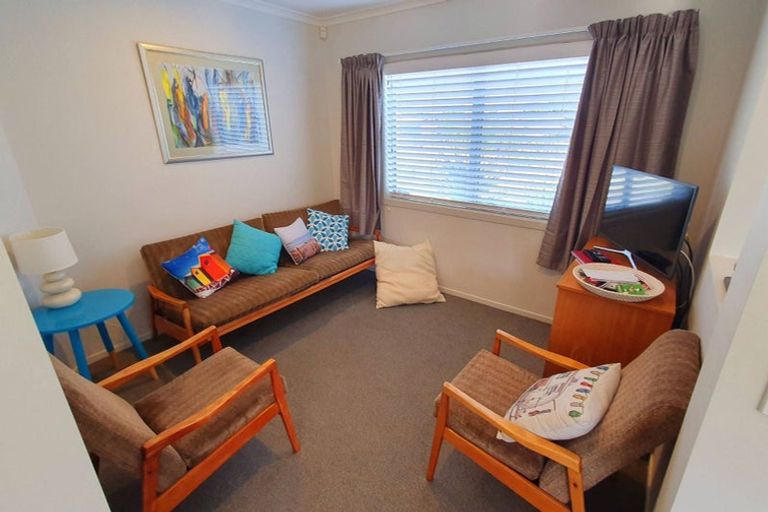 Photo of property in 29 Taonui Street, Waitarere Beach, Levin, 5510