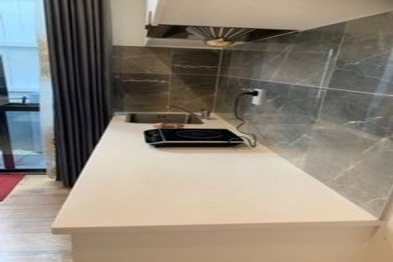 Photo of property in 3 Lisnoble Road, Flat Bush, Auckland, 2019