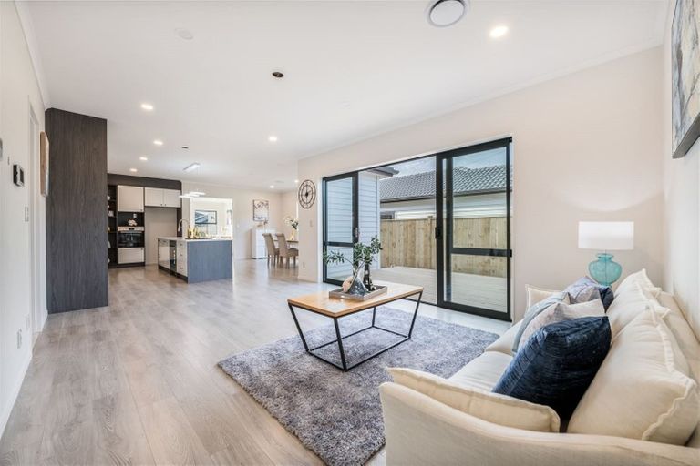 Photo of property in 41a Donegal Drive, Flat Bush, Auckland, 2019