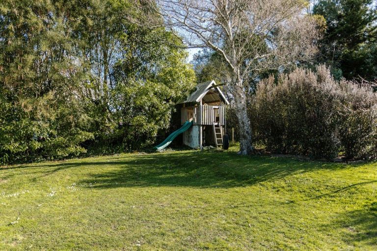 Photo of property in 17 Smith Street, Dannevirke, 4930