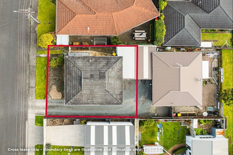 Photo of property in 5 Union Street, Merrilands, New Plymouth, 4312