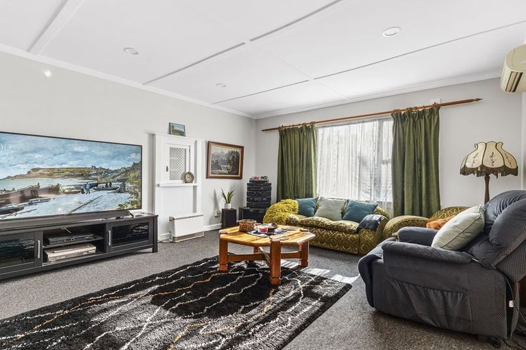 Photo of property in 219 Devon Street West, New Plymouth, 4310