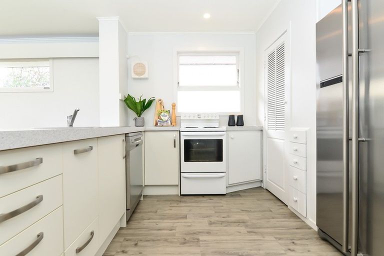 Photo of property in 25 Pulham Crescent, Queenwood, Hamilton, 3210