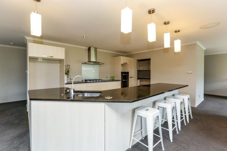 Photo of property in 9 St Andrews Parkway, Waiwhakaiho, New Plymouth, 4312