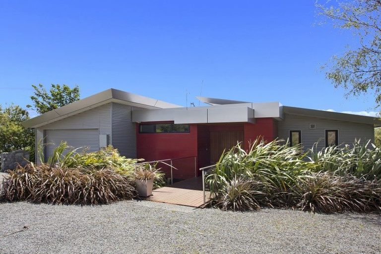 Photo of property in 64 Onuku Road, Akaroa, 7520