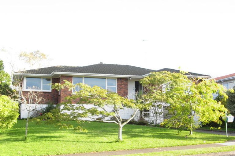 Photo of property in 4 Carmel Avenue, Pakuranga Heights, Auckland, 2010
