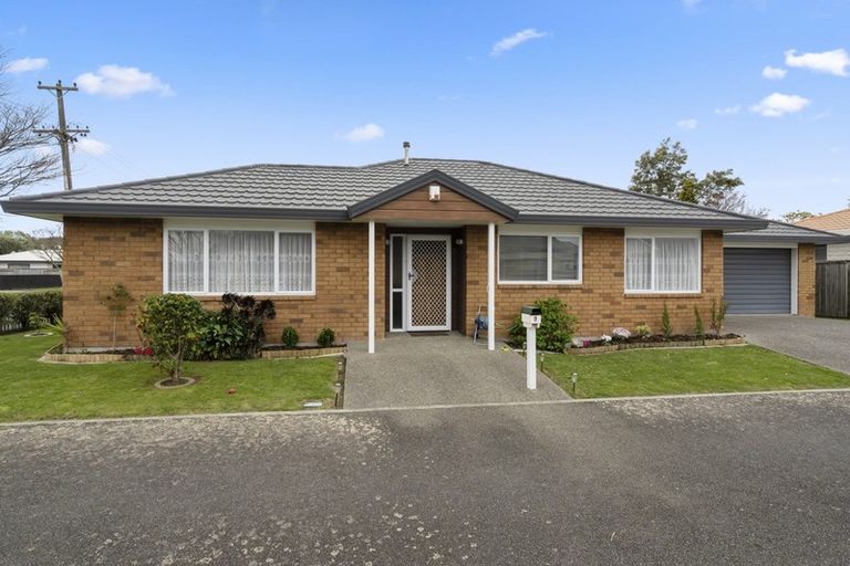 Photo of property in 1 Cole Lane, Milson, Palmerston North, 4414