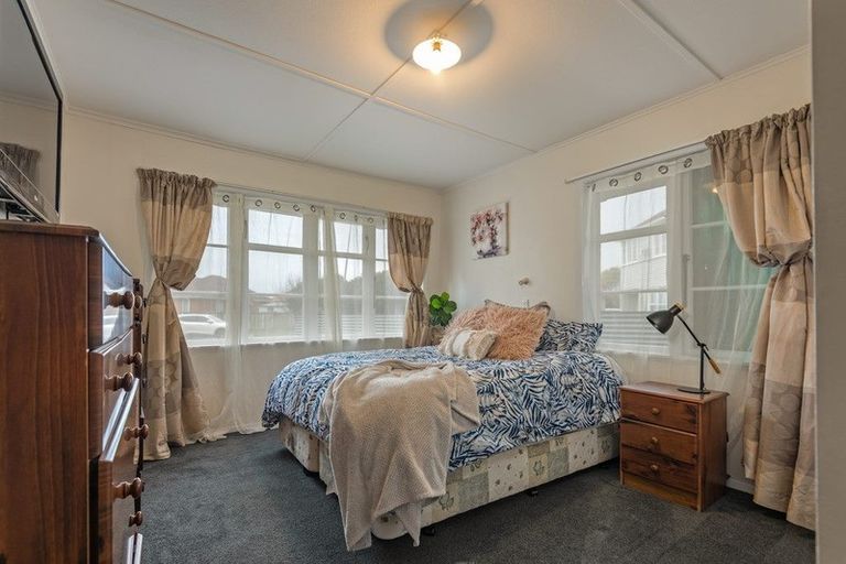 Photo of property in 4 Hinton Place, Roslyn, Palmerston North, 4414