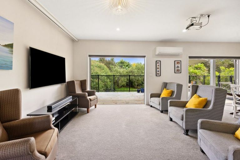 Photo of property in 6 Riverglen Drive, Haruru, 0204