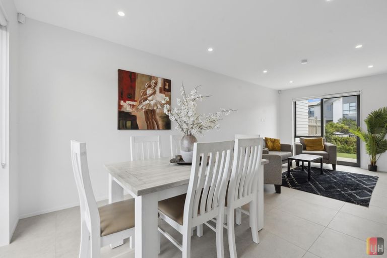 Photo of property in 9 Adlam Lane, Takanini, 2112