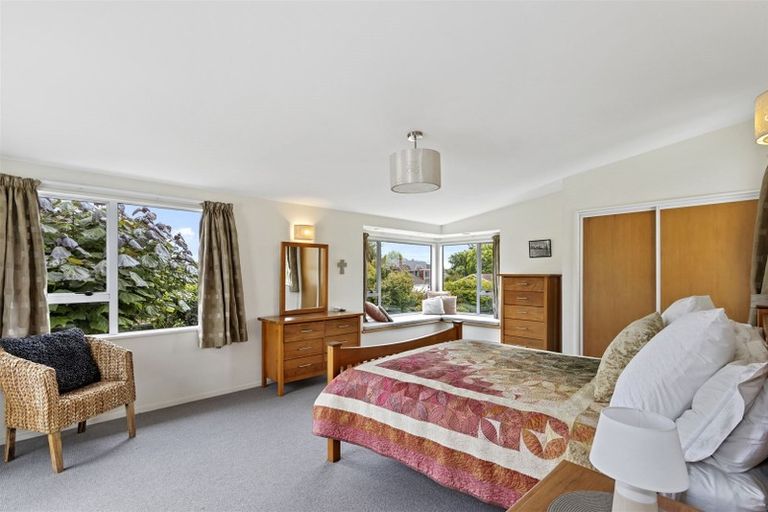 Photo of property in 7 Sawtell Place, Northcote, Christchurch, 8052