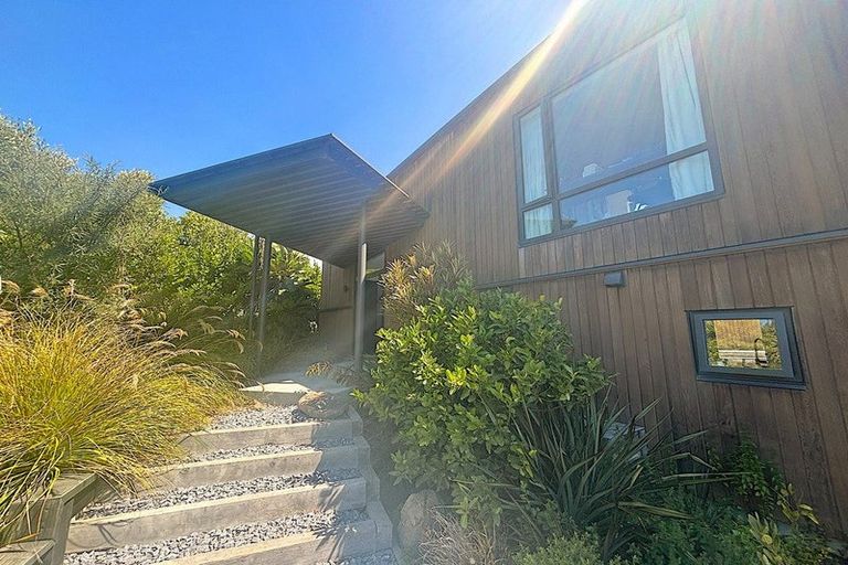 Photo of property in 10 Dove Grove, Westmorland, Christchurch, 8025